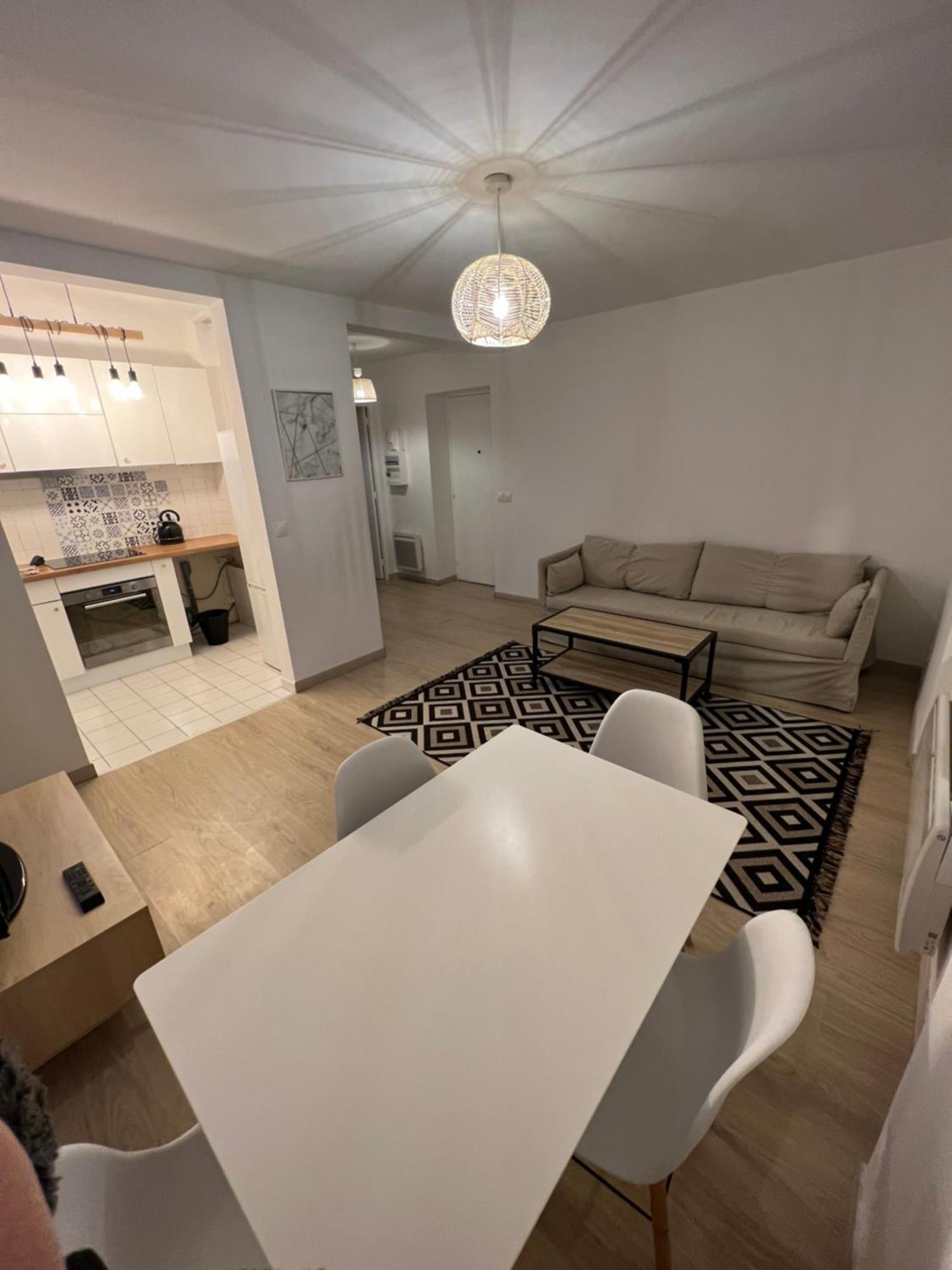 Appartement Lumineux A 2 Pas D'Enghien Montmorency Buitenkant foto